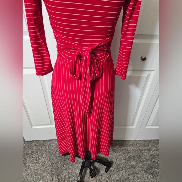 Red Belted Dress With White Stripes, Size XS, B Moss Clothing Company, EUC - Picture 7 of 16